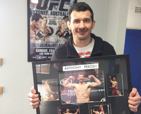 UFC_Retirement_Gift_Anthony_Perosh_May_2016