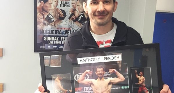 UFC_Retirement_Gift_Anthony_Perosh_May_2016